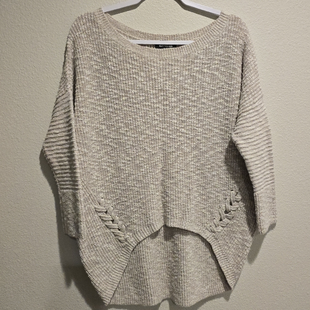 Express 3/4 Sleeve Oatmeal Cream Knot Sweater Size Medium